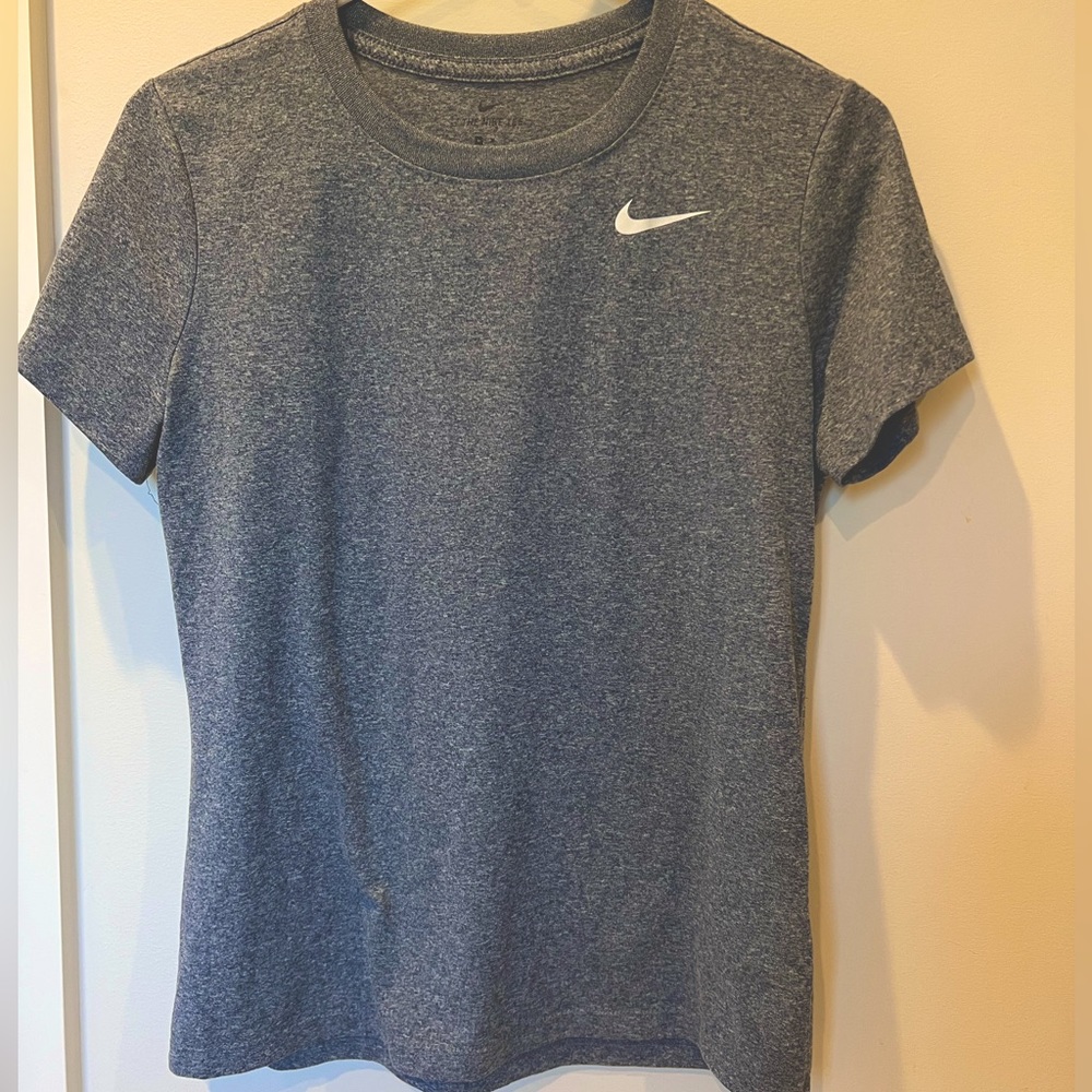 Nike basic Dri-Fit tee